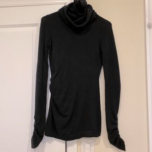 Diane von Furstenberg - 100% Cashmere Turtleneck